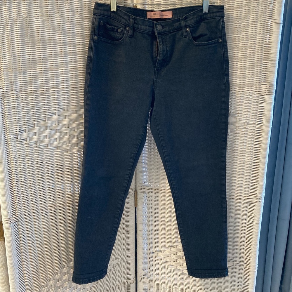 Gap Best Girlfriend Mid Rise Size 30